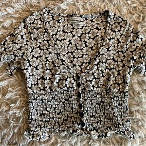 XS Urban Outfitters Crop Top